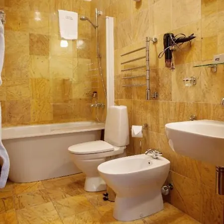 Senamiescio Inkaras 4*